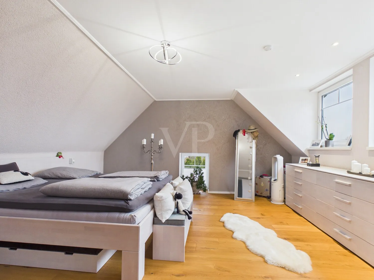 Zimmer OG
