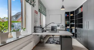 von_poll_real_estate_property_25053136_image_4