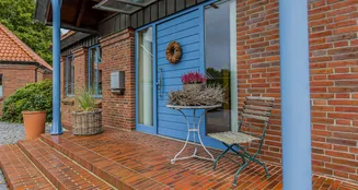 von_poll_real_estate_property_25053136_image_1