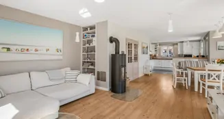 von_poll_real_estate_property_25053051_image_4