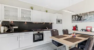 von_poll_real_estate_property_24053104_image_5