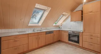 von_poll_real_estate_property_25053037_image_2