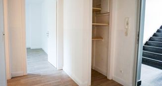 von_poll_real_estate_property_25053092_image_2