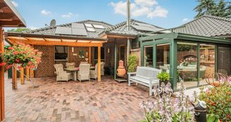 von_poll_real_estate_property_25053094_image_1
