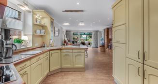 von_poll_real_estate_property_25053094_image_3