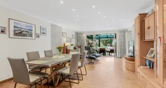 von_poll_real_estate_property_25053094_image_3