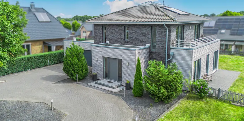 von Poll Immobilien GmbH
