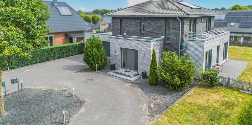 von Poll Immobilien GmbH