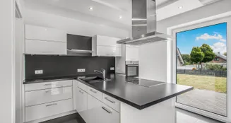 von_poll_real_estate_property_25053122_image_5