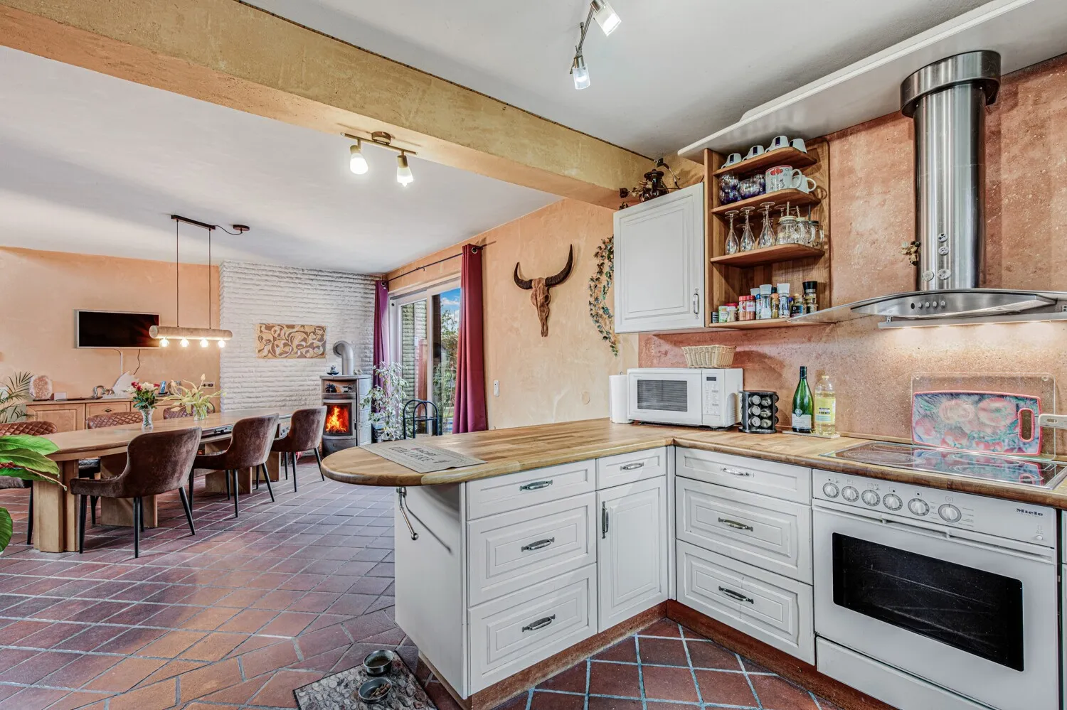 Architect-designed house in a prime location: More space. More possibilities. More quality of life.