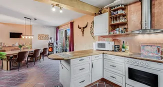 von_poll_real_estate_property_25053152_image_1