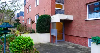 von_poll_real_estate_property_25053163_image_1