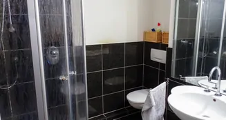 von_poll_real_estate_property_25053163_image_3