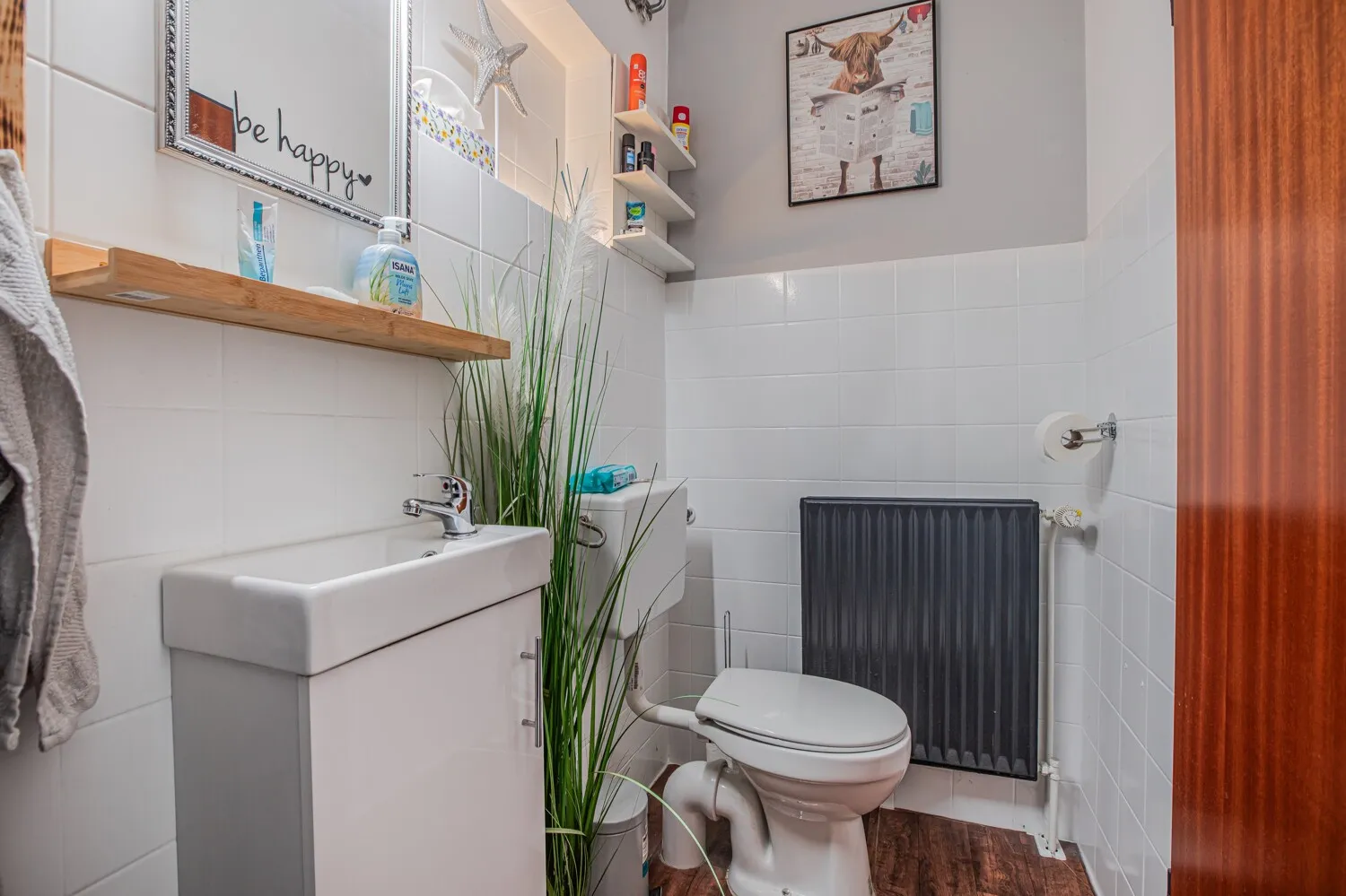 Gäste-WC mit Dusche