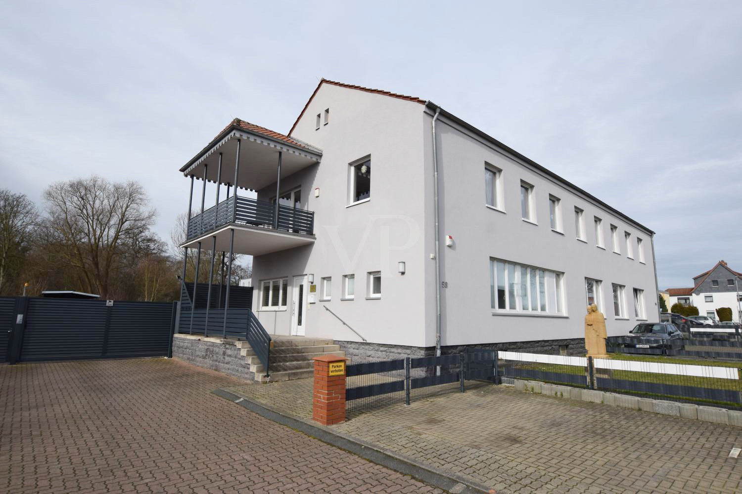 HAUS