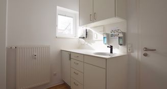von_poll_real_estate_property_25123015_image_8