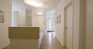 von_poll_real_estate_property_25123015_image_0