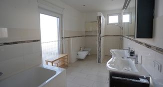 von_poll_real_estate_property_25035001a_2_image_14