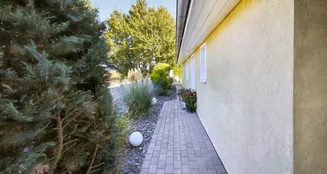 von_poll_real_estate_property_25443002_image_1