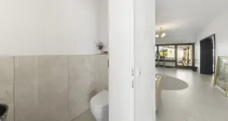 von_poll_real_estate_property_25443006_image_1