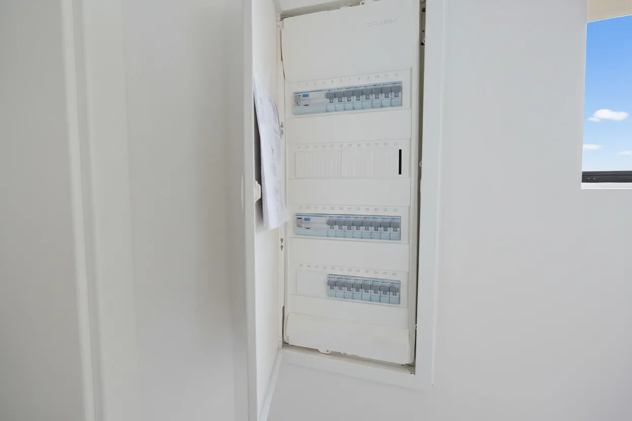 neue Elektroinstallation