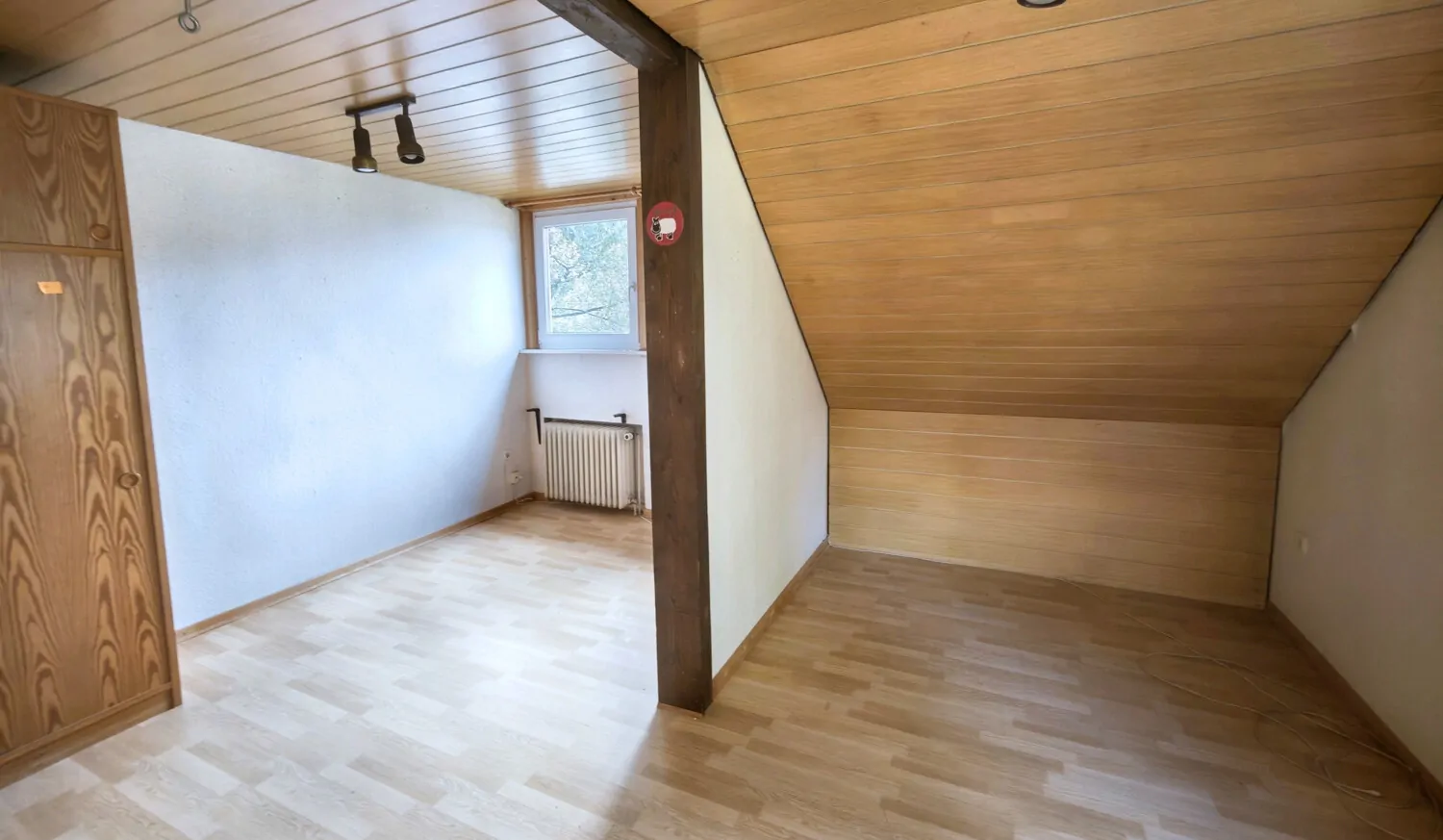 1.OG Zimmer Ansicht 2