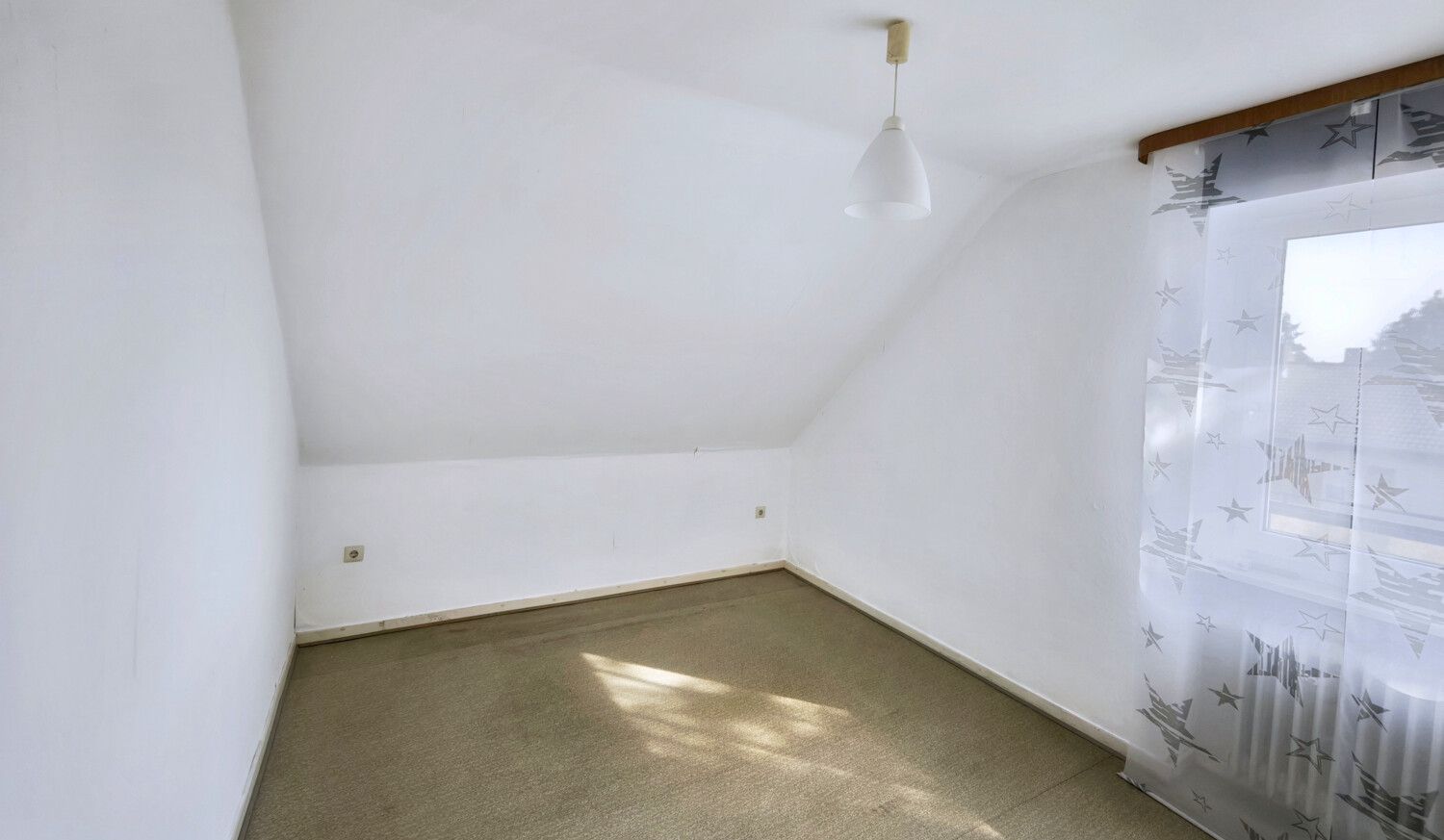 1.OG Schlafzimmer