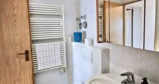 von_poll_real_estate_property_LV700_image_4