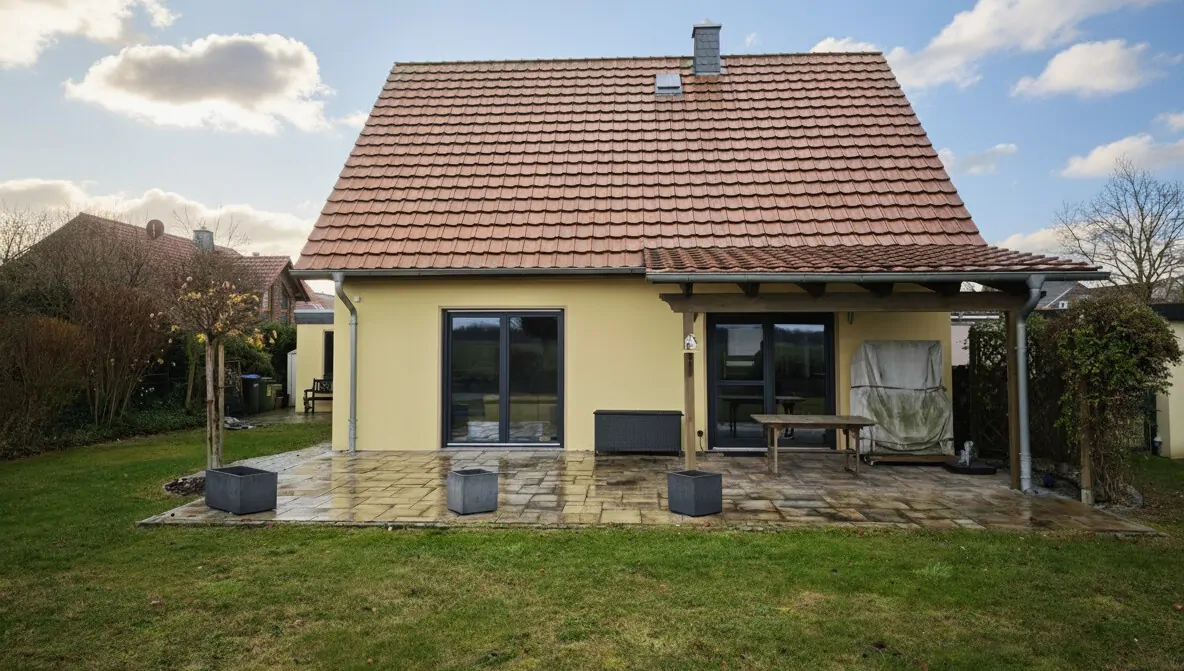 Teilüberdachte Terrasse