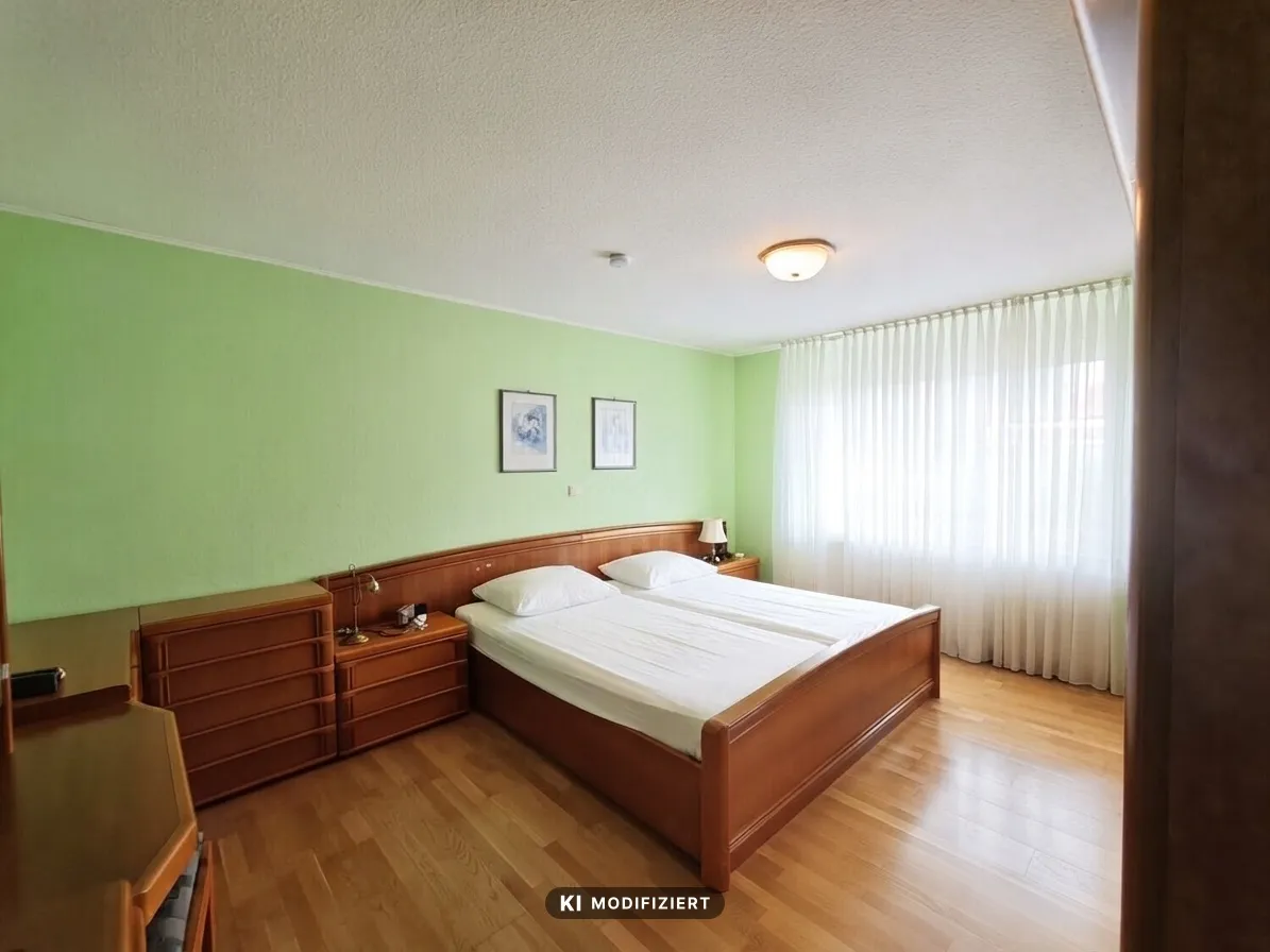 Schlafzimmer EG