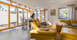 von_poll_real_estate_property_25431020_image_8