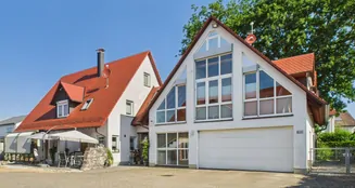 von_poll_real_estate_property_25431020_image_1