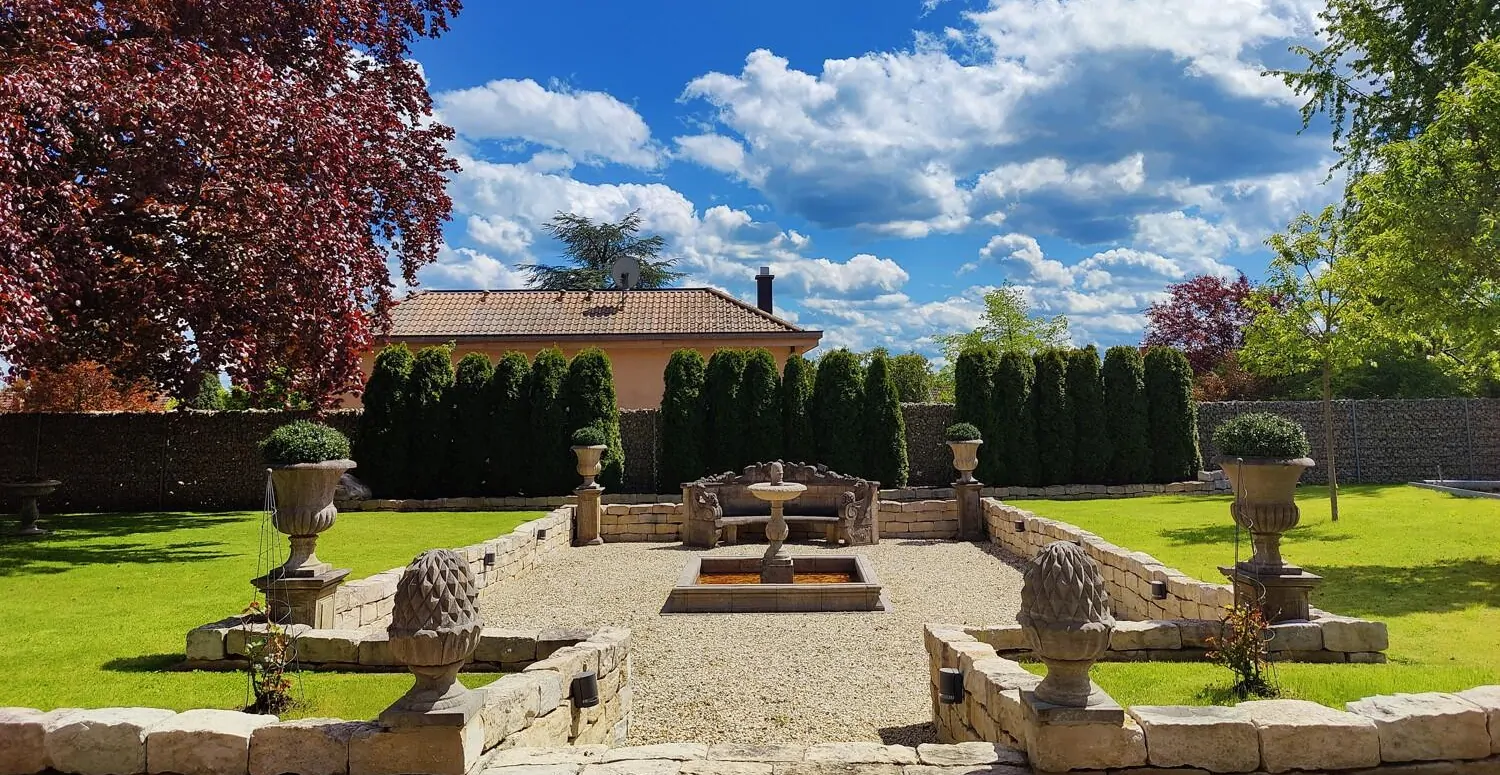 parkähnlicher Garten