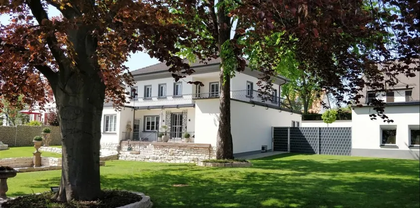 von Poll Immobilien GmbH