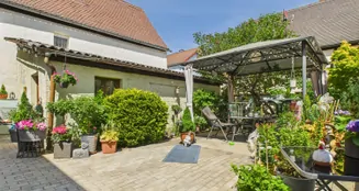 von_poll_real_estate_property_25431014_image_2