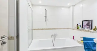 von_poll_real_estate_property_25431014_image_8