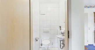 von_poll_real_estate_property_25431011_image_8