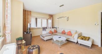 von_poll_real_estate_property_25431015_image_10
