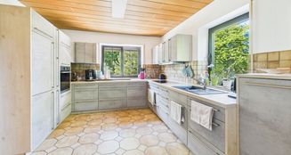 von_poll_real_estate_property_25431019_image_8