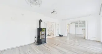 von_poll_real_estate_property_25431026_image_7