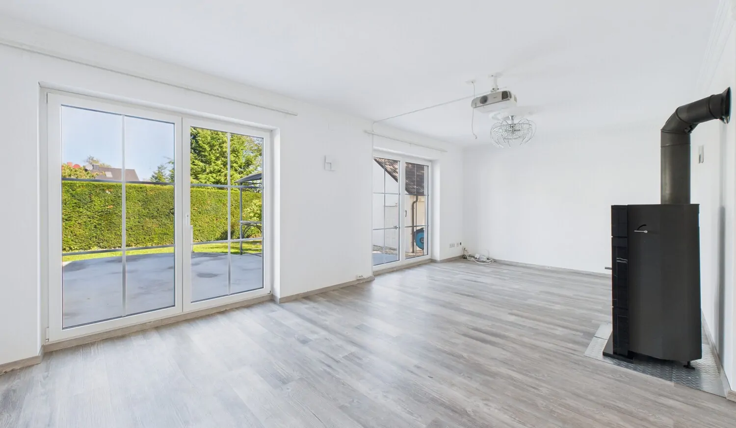 Wohnen mit Kamin und Beamer