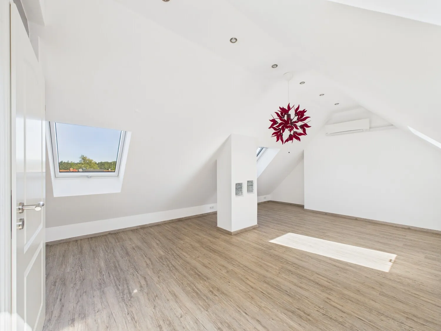 klimatisiertes Jugendzimmer im Dachgeschoss