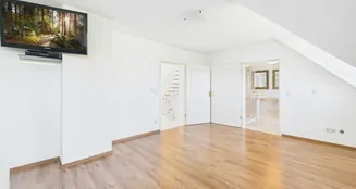 von_poll_real_estate_property_25431026_image_11