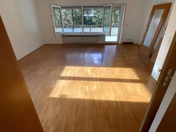 Wohnen Erdgeschoss mit Austritt