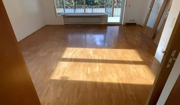 Wohnen Erdgeschoss mit Austritt