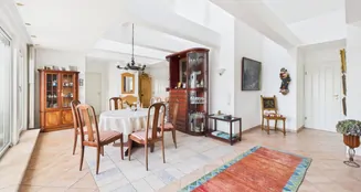 von_poll_real_estate_property_25431035_image_1