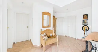 von_poll_real_estate_property_25431035_image_4