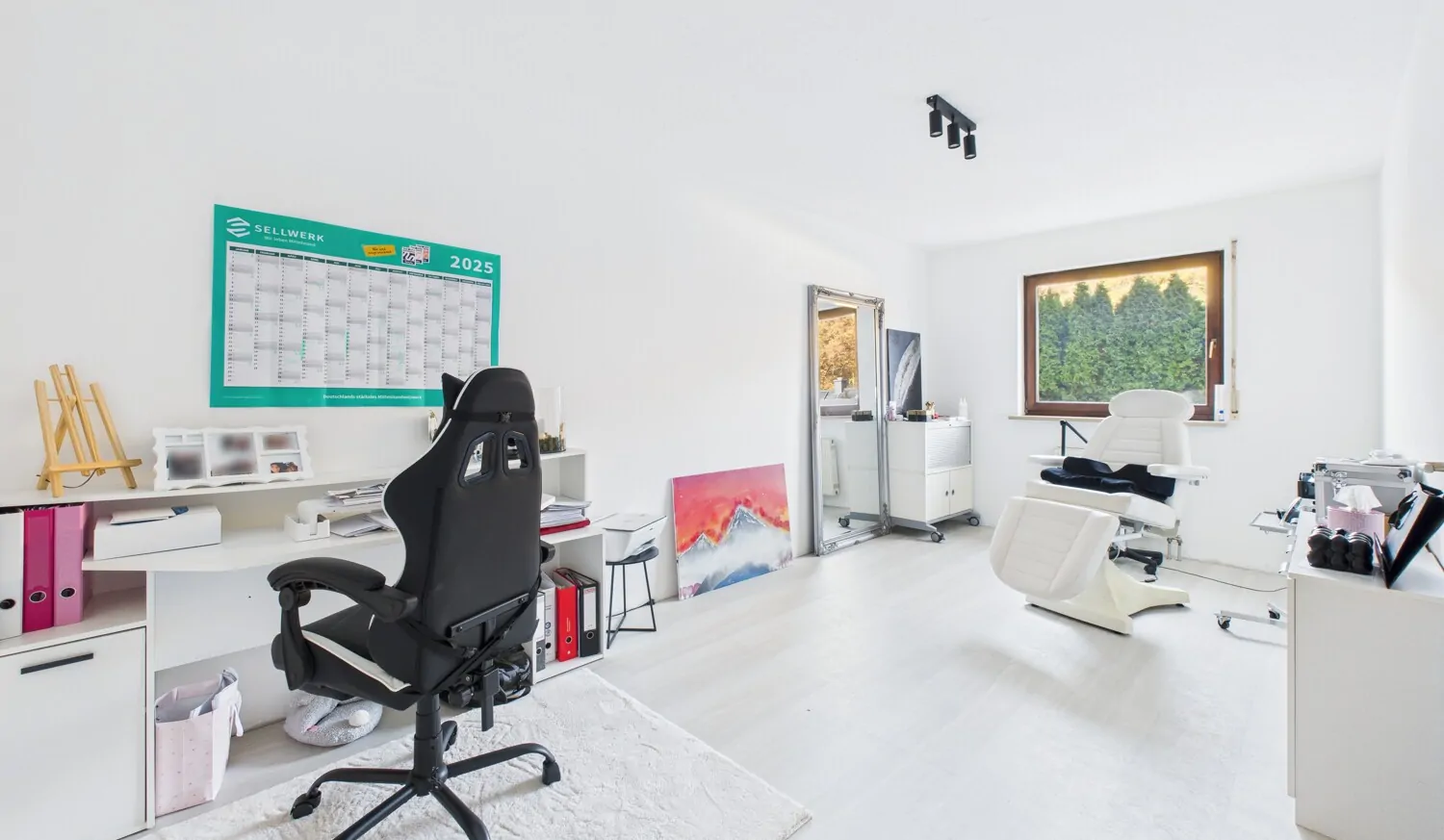 Gästezimmer / Büro im Untergeschoss