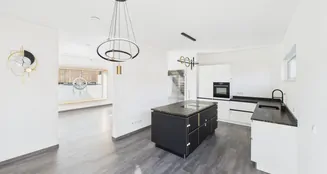 von_poll_real_estate_property_25431031_image_7