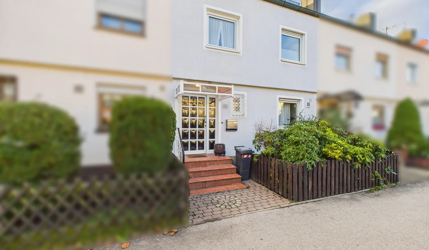 Vorderseite des Hauses